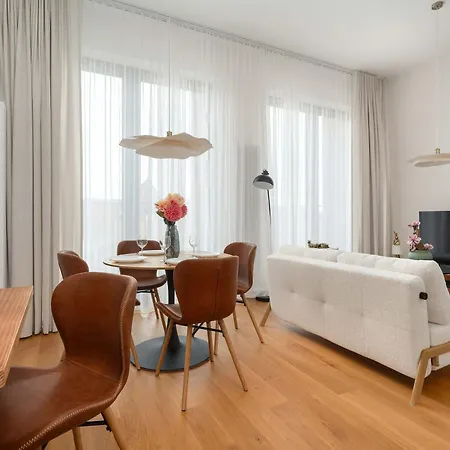 Luxury With Parking And Air Conditioning Near The Market Square By Renters Prestige * Βρότσλαβ